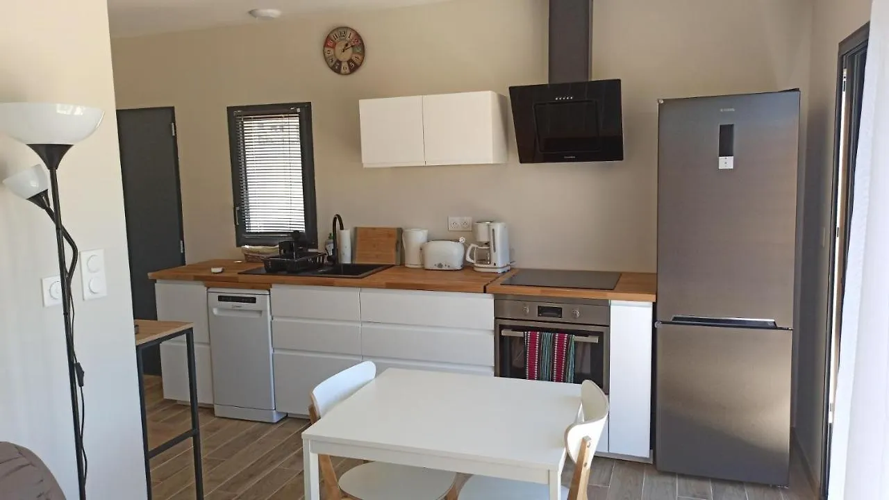 Guest house Maison D'Hotes Calme Proche Village Bedoin
